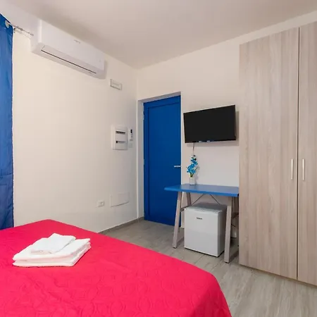 Bed & Blu Guest house