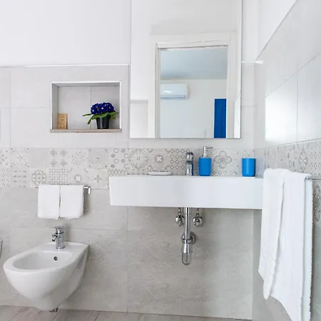 Bed & Blu Guest house